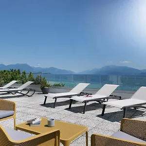 Riviera Hotell