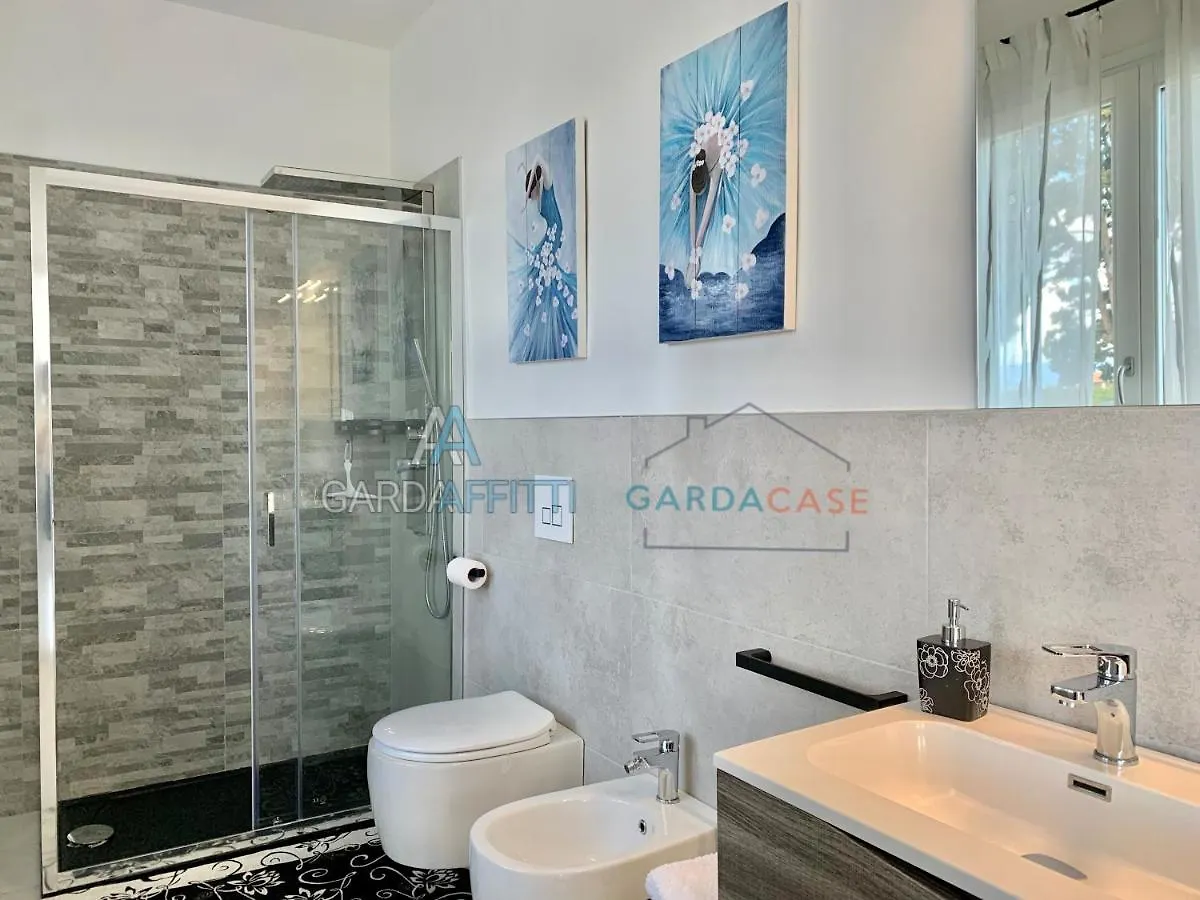 Cristallo Apartment - Accesso Gratuito A Parco Acquatico Desenzano del Garda