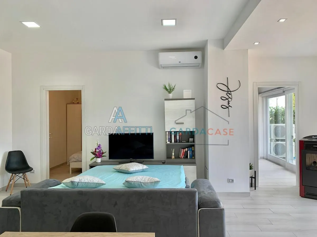 Cristallo Apartment - Accesso Gratuito A Parco Acquatico Desenzano del Garda