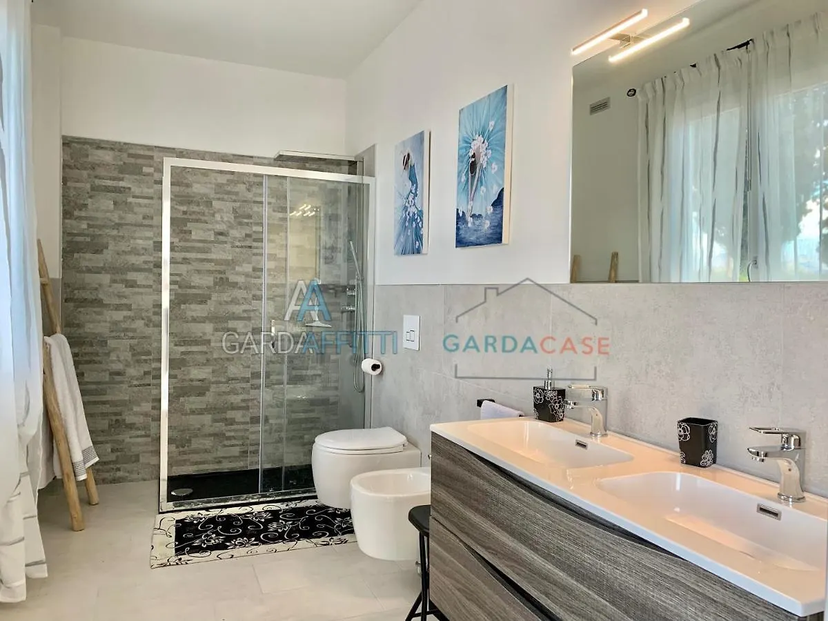 Cristallo Apartment - Accesso Gratuito A Parco Acquatico Desenzano del Garda